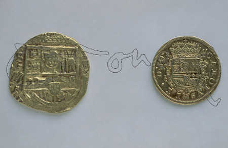 MONEDAS DE ORO DE CARLOS II - REVERSOS - DCHA 4 ESCUDOS DE SEGOVIA IZDA 8 ESCUDOS DE SEVILLA -S