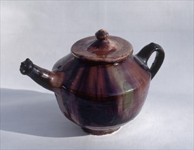 TETERA VIDRIADA Y DECORADA CON MEZCLA DE COLORES-ARTE POPULAR S XX
SORBAS, COLECCION