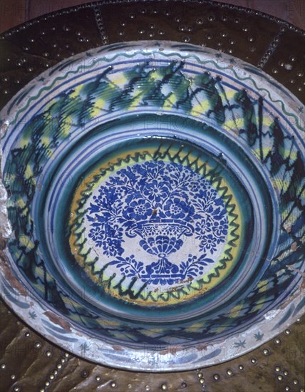 BRASERO DE CERAMICA
ZAFRA, PARADOR NACIONAL -ALCAZAR
BADAJOZ

This image is not downloadable.