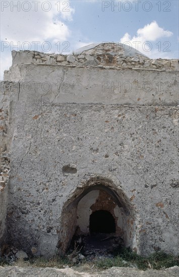 RUINAS DEL ANTIGUO HORNO ARABE PARA COCER CERAMICA - ENTRADA
COLMENAR DE OREJA,