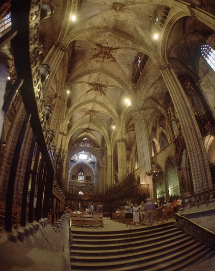 ROQUER BERNARDO
INTERIOR-NAVE MAYOR CON EL CORO(OBRA DE DEU Y JOHAN)Y TURISTAS-S XIV
BARCELONA,