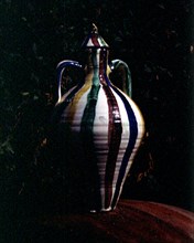 CANTARO  PARA AGUA VIDRIADO Y DECORADO EN COLORES CON DOS ASAS Y TAPA
NIJAR, COLECCION
