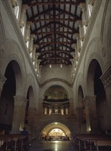 INTERIOR-VISTA DE LA NAVE HACIA EL ALTAR
MONTE TABOR, BASILICA TRANSFIGURACION
ISRAEL

This