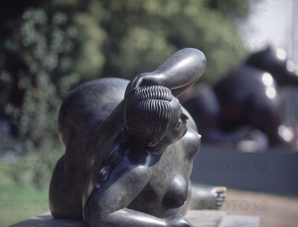 BOTERO FERNANDO 1932
MUJER TUMBADA DE COSTADO
MADRID, EXPOSICION BOTERO
MADRID

This image is