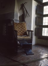 SILLA ARTICULADA IDEADA POR EL DOCTOR MATHYSIO-INTERIOR DEL PALACIO DE CARLOS V- S XVI
YUSTE,