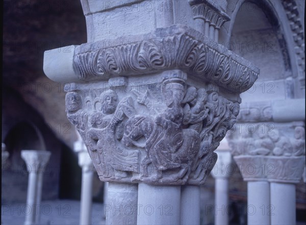 ENTRADA DE JESUS EN JERUSALEN - CAPITEL DEL CLAUSTRO ROMANICO - S XII
BOTAYA, MONANSTERIO DE SAN