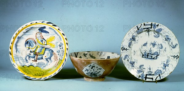 PLATOS BRISTOL DELFT Y LONDRES DELFT "CORCEL ECUESTRE"-CUENCO PONCHE WEST COUNTRY