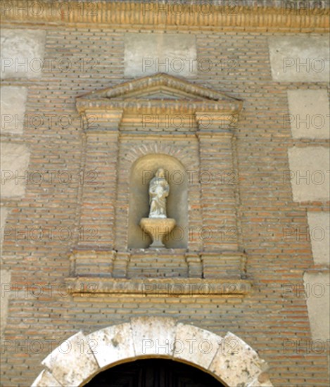 EXTERIOR- HORNACINA CON LA IMAGEN DE SANTA LUCIA - S XVII
ALCALA DE HENARES, ERMITA DE SANTA