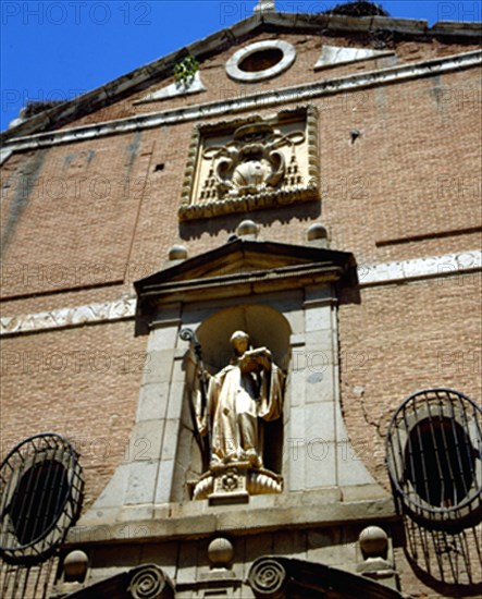 MONEGRO Y PEREYRA J B
HORNACINA CON LA IMAGEN DE SAN BERNARDO Y ESCUDO DEL CARDENAL SANDOVAL Y
