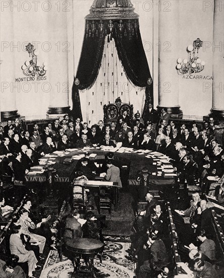 DIAZ CASARIEGO
1ª REUNION PUBLICA DEL CONSEJO DE LA SOCIEDAD DE NACIONES - SALON DE ACTOS DEL