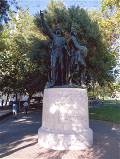 PARQUE WASHINGTON SQUARE-ESCULTURA DEL CUERPO DE BOMBEROS VOLUNTARIOS DE SAN FRANCISCO-1933
SAN