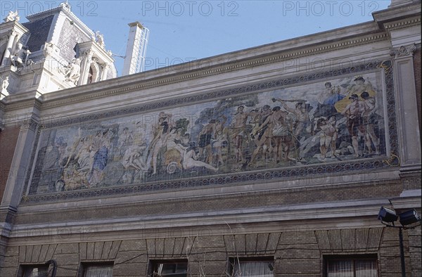 ZULOAGA DANIEL 1852/1921
MURAL CERAMICO BASADO EN DIBUJOS DE MANUEL DOMINGUEZ Y VICENTE