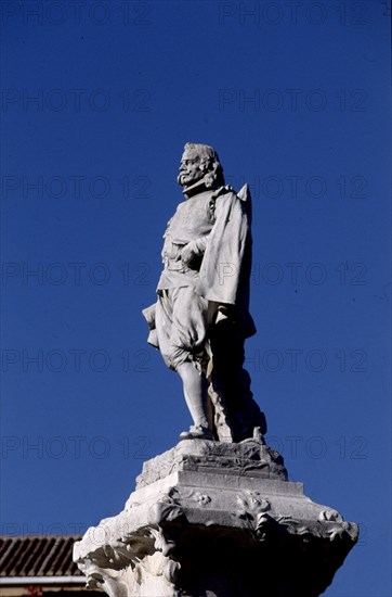 QUEROL SUBIRATS AGUSTIN 1860/1909
MONUMENTO A QUEVEDO - 1902 - ACTUALMENTE SITUADO EN LA PLAZA QUE