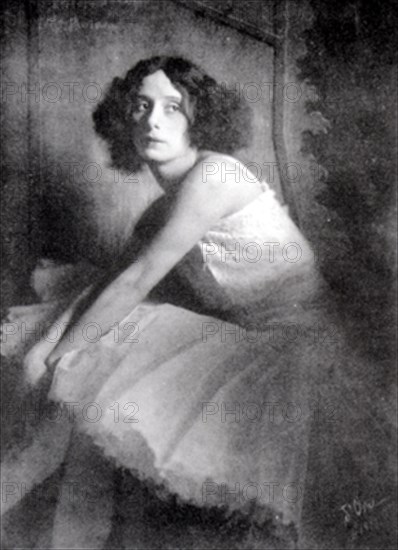 ANNA PAVLOVA - 1882/1931 - BAILARINA RUSA
MADRID, BIBLIOTECA NACIONAL GRABADO
MADRID

This