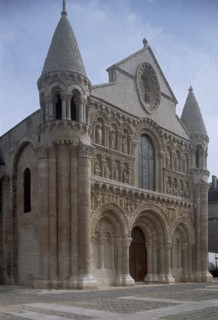 Façade romane