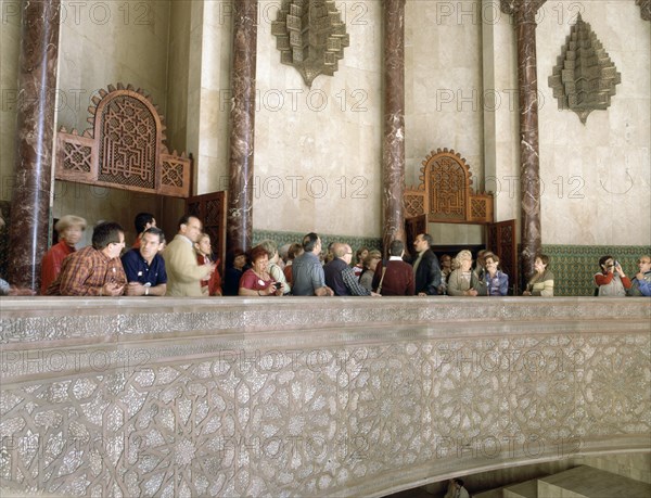 INTERIOR- CORREDOR PARA BAJAR A LA SALA DE LOS BAÑOS
CASABLANCA, MEZQUITA DE HASSAN