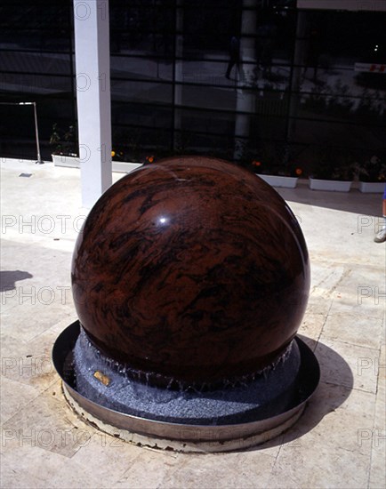 FUENTE CIRCULAR
SEVILLA, EXPO-92
SEVILLA

This image is not downloadable. Contact us for the