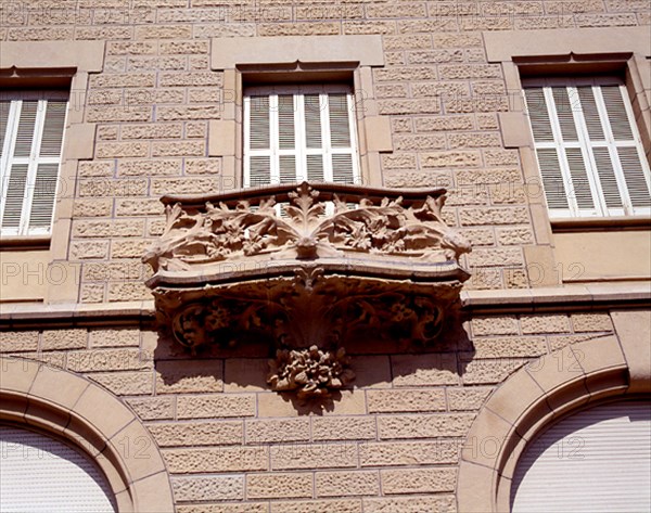 DETALLE DEL BALCON DE UNA DE LAS DOS CASA SEÑORIALES RESCATADAS DE LA DEMOLICION
SAN SEBASTIAN,