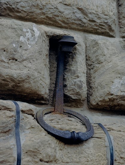 BRUNELLESCHI FILIPPO 1377/1446
EXTERIOR - ARGOLLA DE LA FACHADA - S XV - RENACIMIENTO