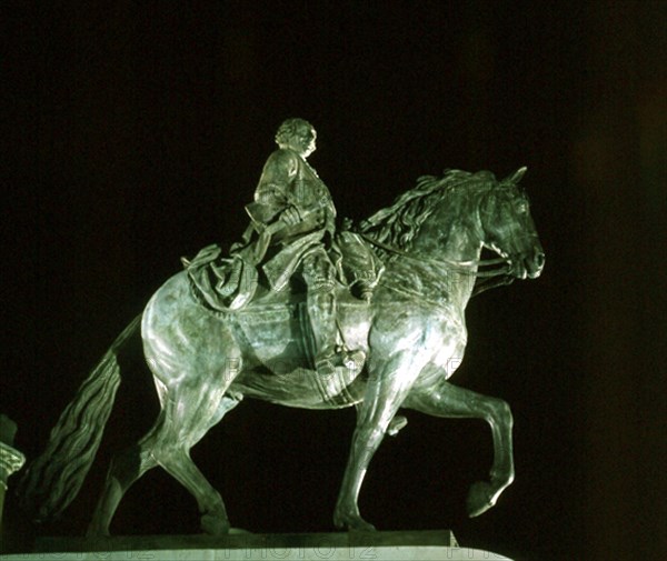 MENA JUAN PASCUAL DE 1707/1784
ESTATUA ECUESTRE DE CARLOS III - S XVIII - INSTALADA EN