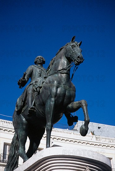 MENA JUAN PASCUAL DE 1707/1784
ESTATUA ECUESTRE DE CARLOS III - S XVIII -  INSTALADA EN