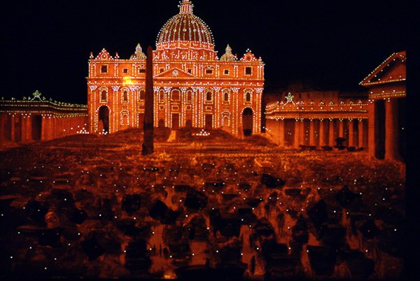 DIORAMA - PLAZA DE SAN PEDRO DEL VATICANO - S XIX
MADRID, MUSEO ROMANTICO
MADRID