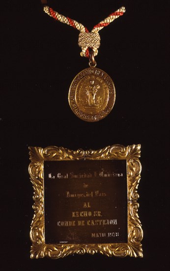 CONDECORACIONES - MEDALLA DE CARLOS III Y PLACA DE LA SOCIEDAD TOLEDANA DE AMIGOS DEL PAIS -