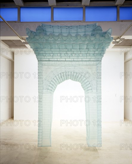 SUH DO-HO 1962
GATE-SMALL - 2003 - SEDA Y TUBOS DE ACERO INOXIDABLE - 326,6x211,5x100
MADRID,