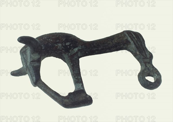 FIBULA ZOOMORFA - PALENCIA

This image is not downloadable. Contact us for the high res.