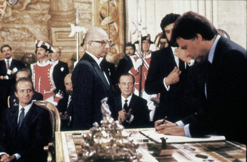Signature du traité Madrid/Lisbonne le 12 juin 1985