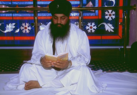 Reading the Holy Sikh texts
