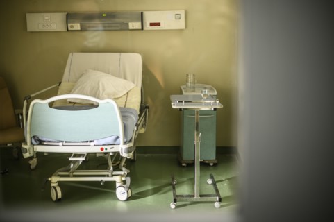 Chambre de patient, APHP, 2020