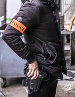 Policier en intervention