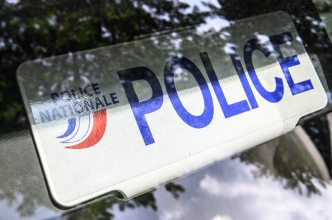 Véhicule de la police nationale