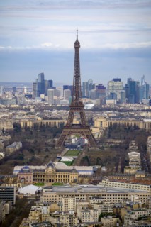 Vue aérienne de la Tour Eiffel, 2024