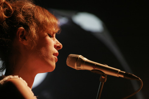Emily Loizeau, 2006