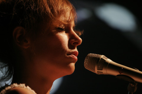 Emily Loizeau, 2006