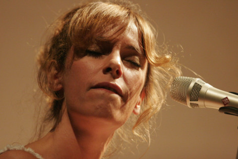 Emily Loizeau, 2006