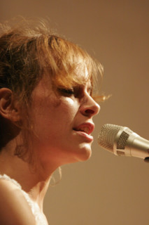 Emily Loizeau, 2006