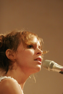 Emily Loizeau, 2006