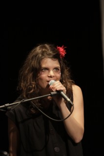 Chat (Charlène Juarez), 2009