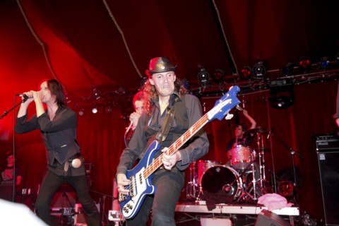 Le Cercle, 2009