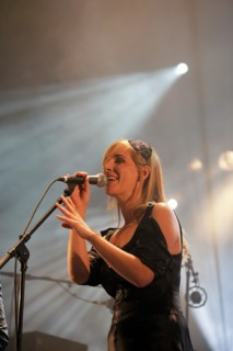 Barbara Carlotti and Julien Doré, 2009