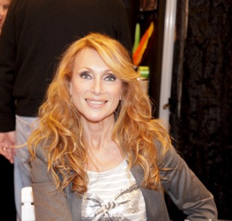 Julie Pietri, 2010