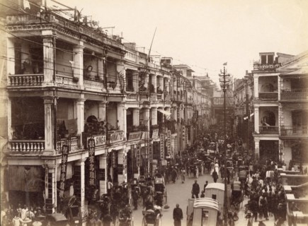 Rue animée à Hong-Kong (Chine)