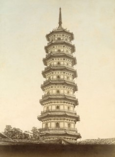 Flower pagoda in Canton (China)