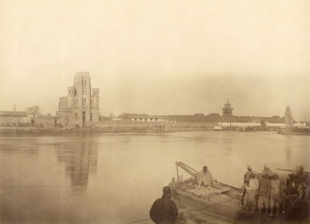 Vue de la cathédrale de Tien Tsin (Chine)