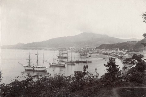 Antilles, vue de Saint-Pierre