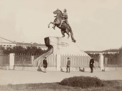 Russie, statue de Pierre le Grand à Saint-Pétersbourg