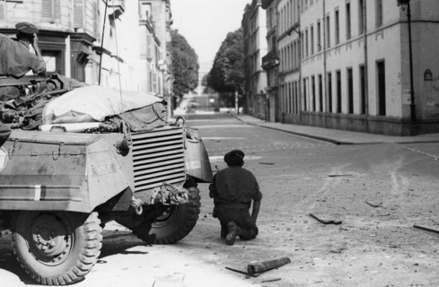 Armoured French vehicule in the streets of Paris, during the Liberation (August 1944)
